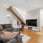 Vy - House In *