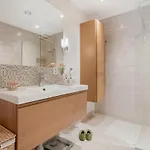 Vy - House In