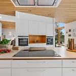 Vy - House In