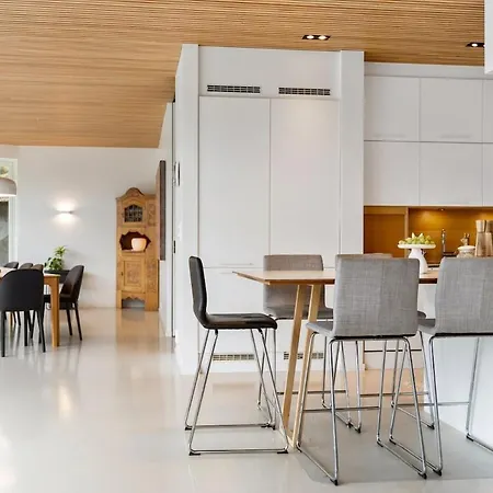 Vy - A Gem With Private In * Bergen