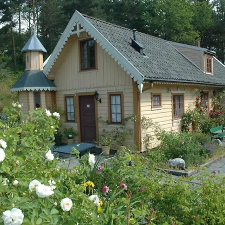 Villa Vy - Beach House In Bergen Вилла