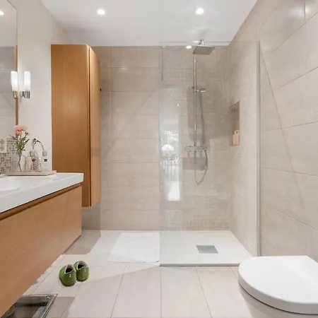 Vy - A Gem With Private In Βίλα *