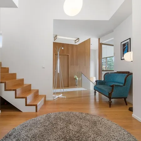 فيلة House In