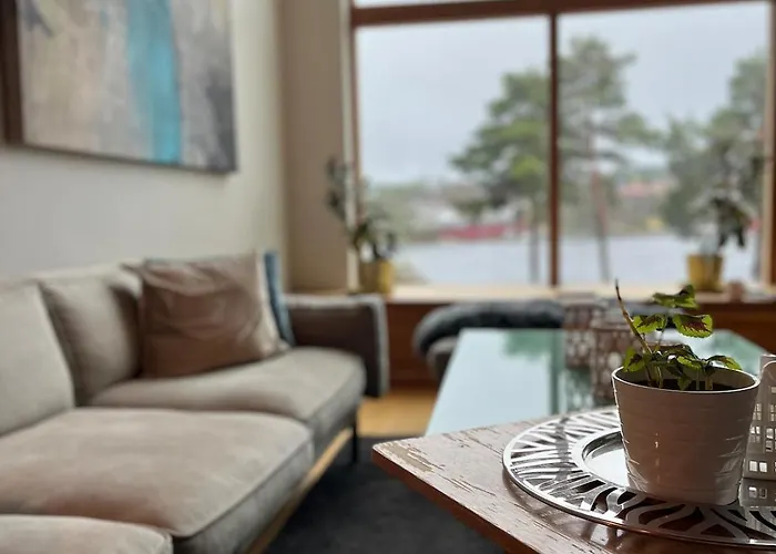 Villa Vy - Beach House In Bergen ברגן