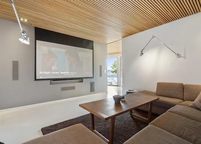 Вилла Villa Vy - Beach House In Bergen