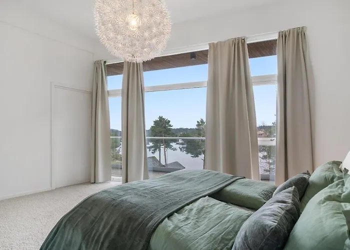 Villa Vy - Beach House In Bergen * Берген