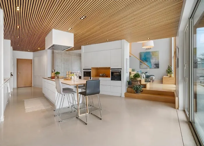 Villa Vy - Beach House In Bergen * ברגן