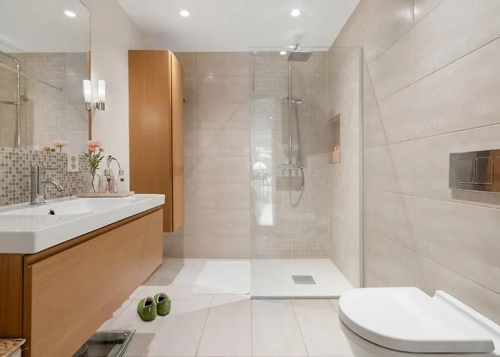 Vy - A Gem With Private In Villa *